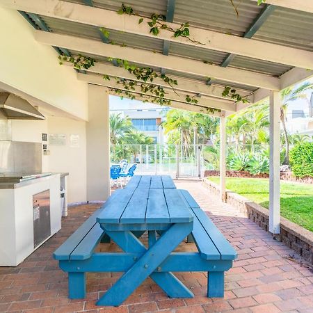 Beach Palms Holiday Apartments Gold Coast Dış mekan fotoğraf